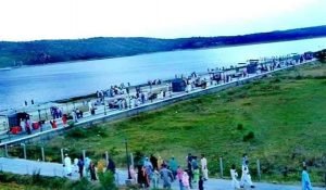 Khabeki lake soon valley